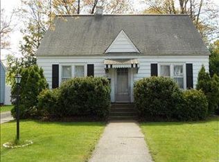 1012 Colfax Ave, Grand Haven, MI 49417