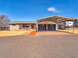 405 W Benton Ave, Sayre, OK 73662