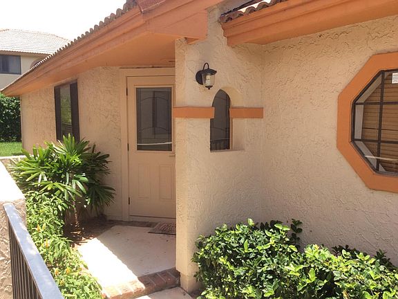 2nd image of 3965 NW 5th Dr