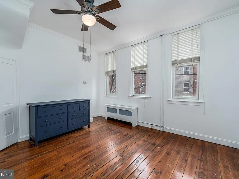 1153 Riverside Ave — Photo 29