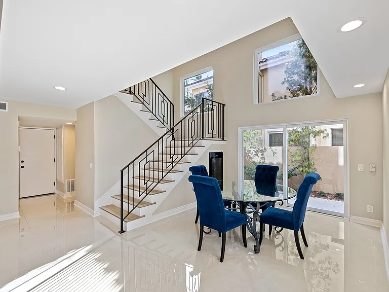 24675 Vista Cerritos — Photo 37