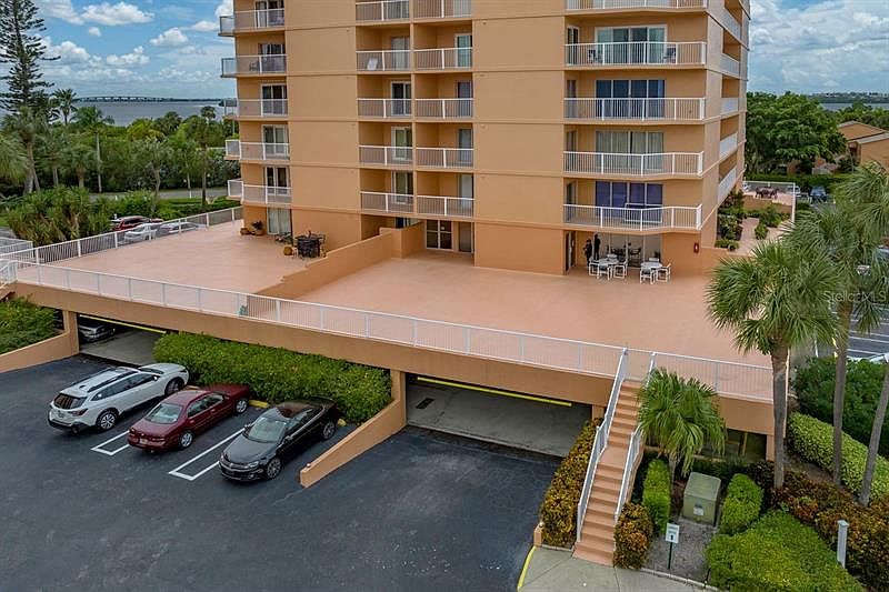 7400 Sunshine Skyway Ln S Saint Petersburg, FL, 33711 Apartments for