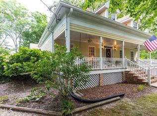 397 Willowwind Dr, Loganville, GA 30052