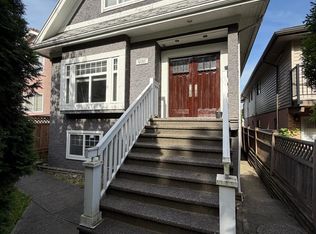 4585 Commercial St, Vancouver, BC V5N4G8