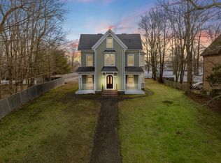 32 Warren St, Taunton, MA 02780