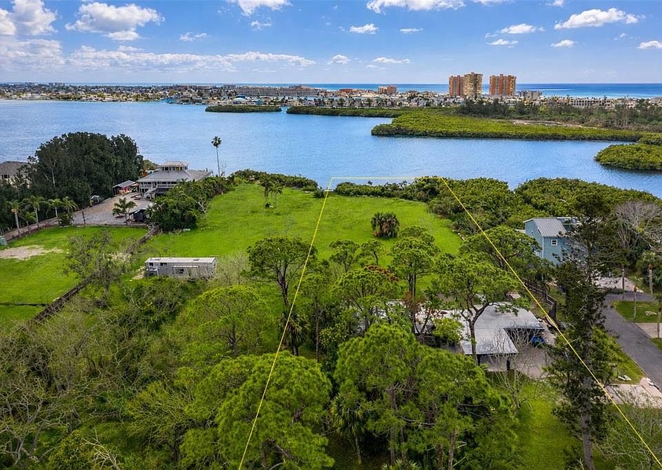 1st image of 13798 74th Ave