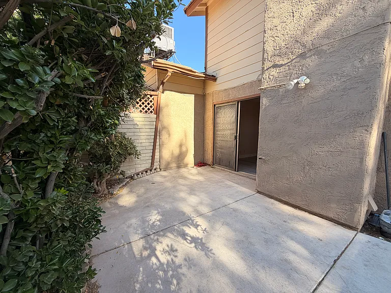 3267 Dawnflower St #3 — Photo 21