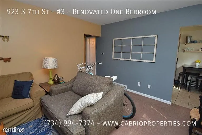 923 S 7th St — Photo 15