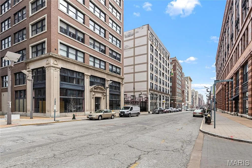 1619 Washington Ave #704 photo 1