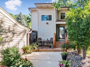 8103 Greenbelt Dr, Urbandale, IA 50322