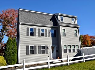 90 E Water St, Taunton, MA 02780