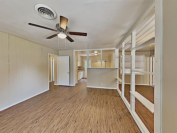 3rd image of 7457 Aberdeen Dr
