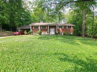 108 Berwick Dr, Oak Ridge, TN 37830
