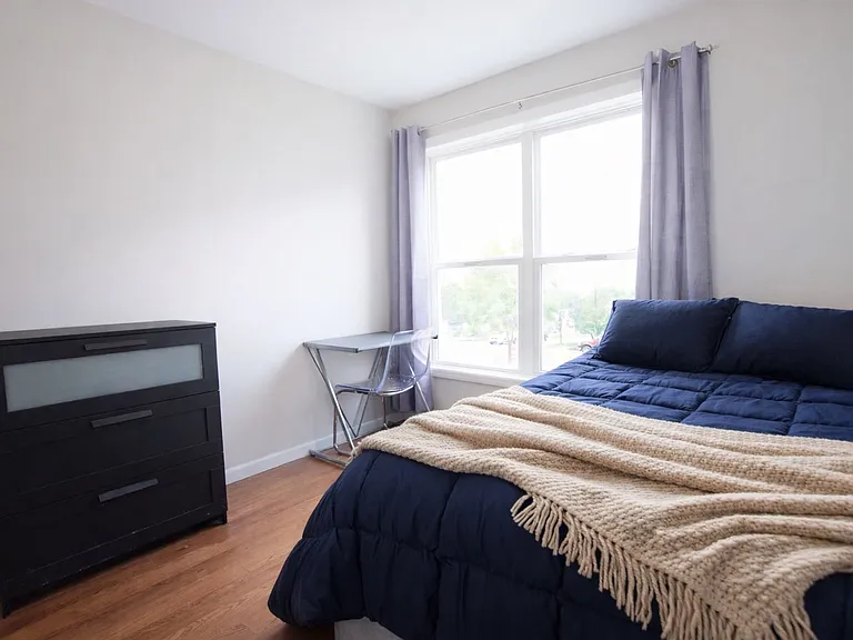 605 S Aurora St — Photo 30