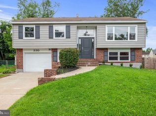 330 Lincoln Ave, Edgewater Park, NJ 08010