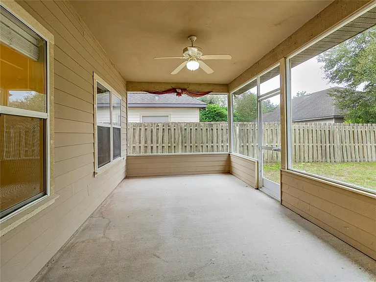 8436 SW 77th Ave — Photo 20