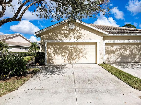 3rd image of 880 Tartan Dr #18