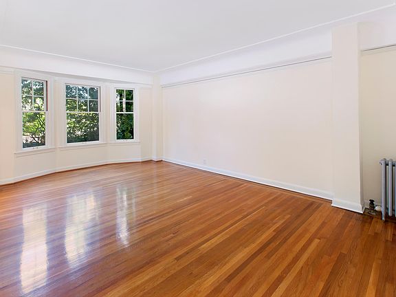 5th image of 2280 Pacific Ave APT 203