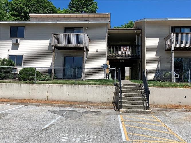 1st image of 252 Concord Ln