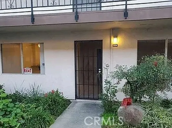 5530 Ackerfield Ave Unit 204, Long Beach, CA 90805