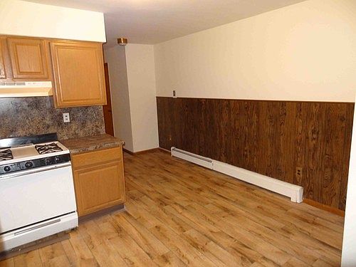 2nd image of 8 Lincoln Ave
