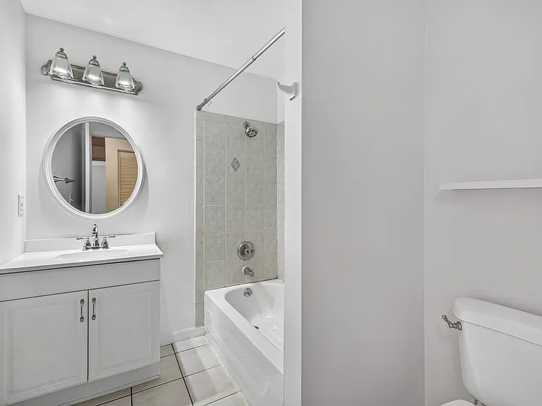 3105 Saint Clair Ave — Photo 28