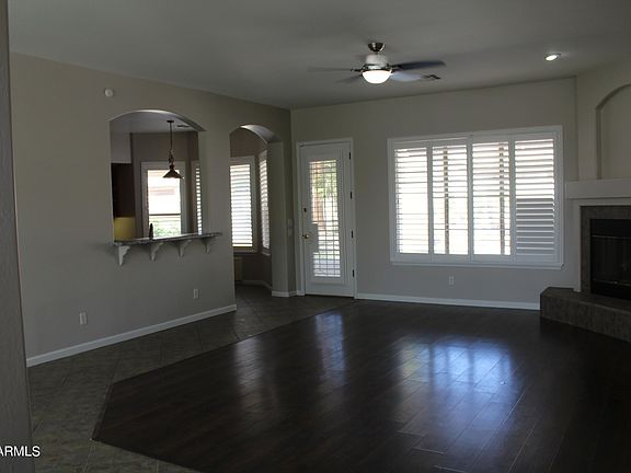 5th image of 13622 W Edgemont Ave
