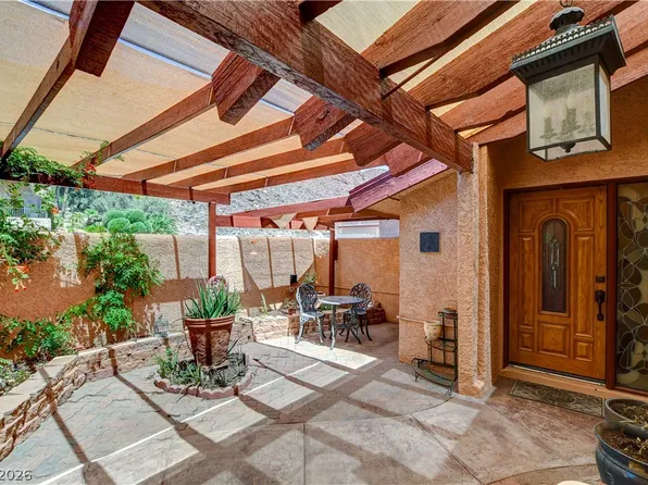 845 Robinson Ln, Boulder City, NV 89005