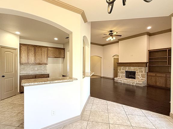 5th image of 418 Spyglass Dr
