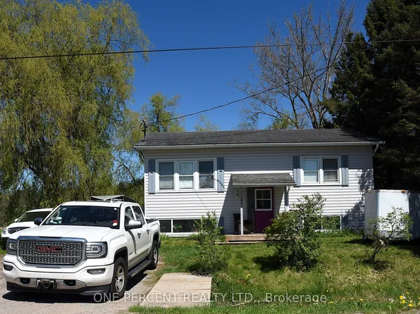 31 Prince St, Minden Hills, ON K0M 2K0