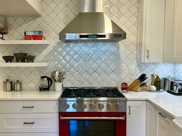 (undisclosed Address), Tucson, AZ 85718