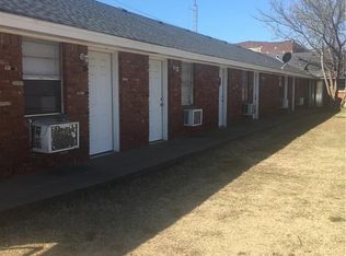 12 N Broadway St, Carnegie, OK 73015