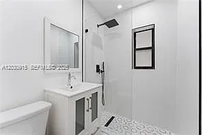 SW 71st Ave — Photo 3