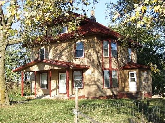 2nd image of 2508 Dove Ave