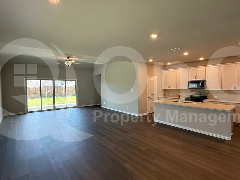 2509 Sinopa St — Photo 5