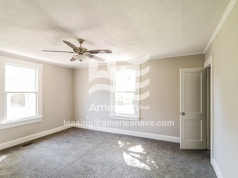 1844694_009_main_bedroom_13672884.jpg