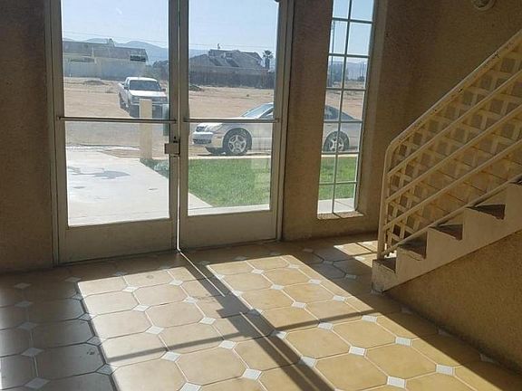 3rd image of 8648 Lupine Loop Dr