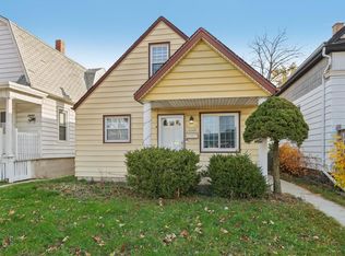 1722 S 76th St, West Allis, WI 53214