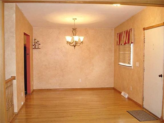 3rd image of 2021 Avenue C