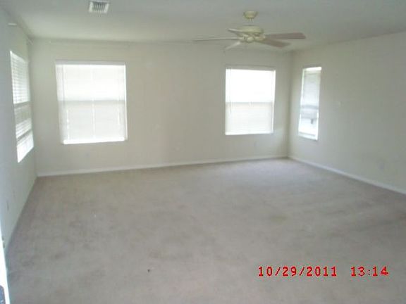 4th image of 5536 Jonesboro Way