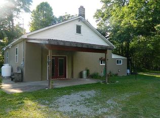 48 Chapel Hill Rd, Claysville, PA 15323