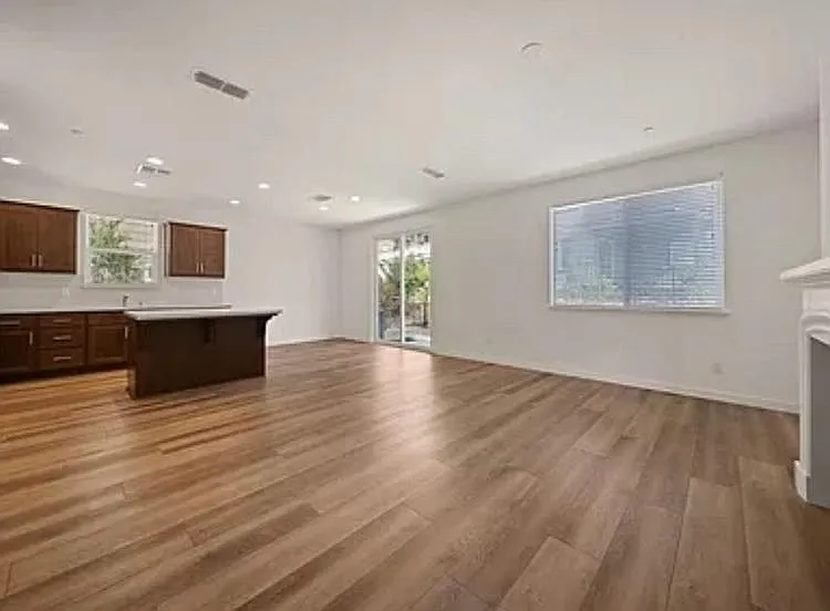 536 Spyglass Cir — Photo 4