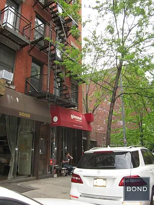 Rented by Bond New York | media 7