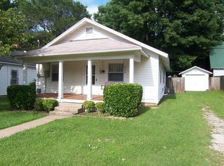 2306 N Travis Ave, Springfield, MO 65803