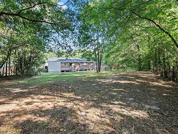 4th image of 4120 Latimer Ln