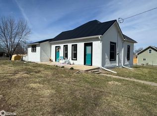 514 N 4th St, Centerville, IA 52544