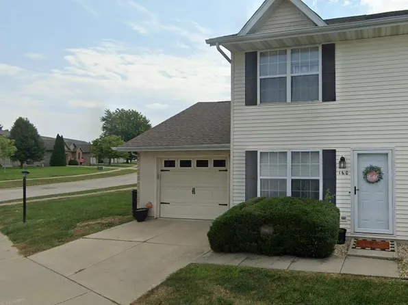 160 Jennifer Ct, Chatham, IL 62629