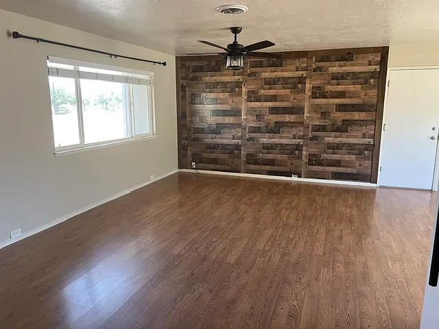 1414 Lewis Oak Rd — Photo 4