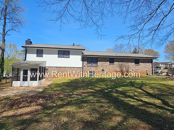 5th image of 6604 Forestdale Ln