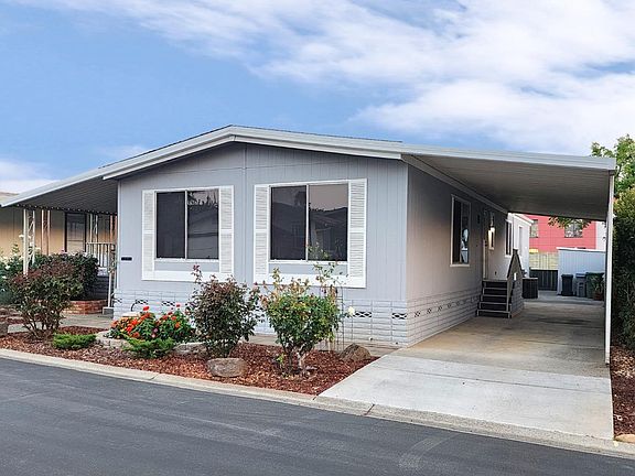 2nd image of 2904 Moss Hollow Dr #2904